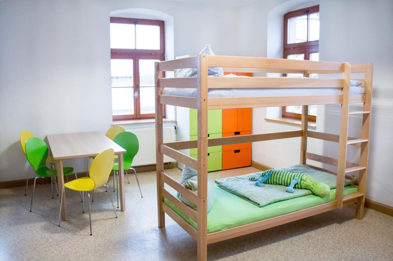 Grosshartmannsdorf Teichcamp 호스텔 외부 사진
