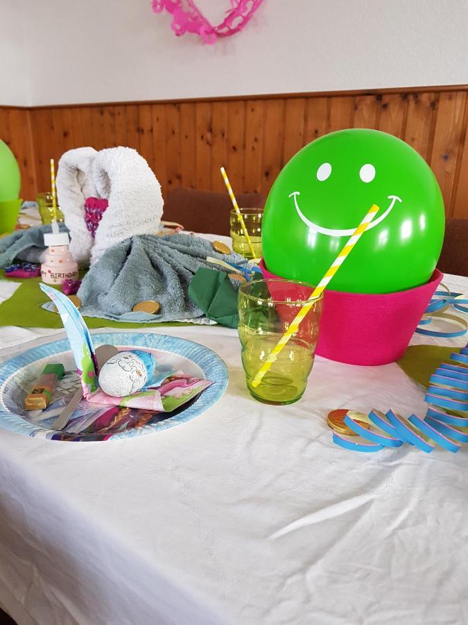 Grosshartmannsdorf Teichcamp 호스텔 외부 사진